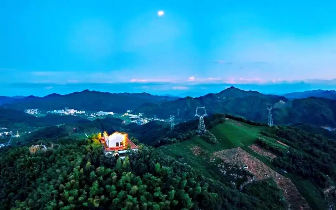 镜像西湖插画,镜像西湖