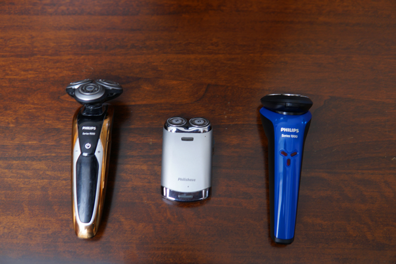 飞利浦小旋风剃须刀使用教程,飞利浦小旋风1000剃须刀评测