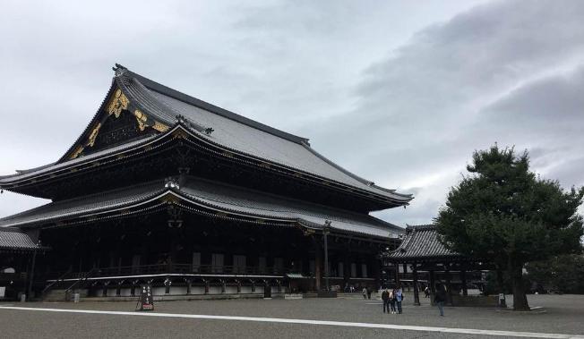 他身为佛教僧侣，却是朝鲜王朝“军购重臣”，因同僚妒忌惨遭*杀暗**