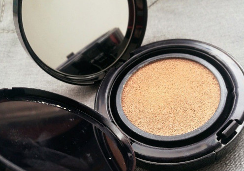 夏天气垫脱妆怎么办,粉底液脱妆气垫不脱妆