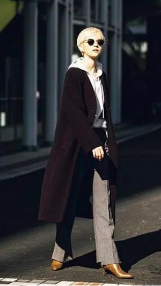 不知道穿什么就选黑大衣！这经典5组可优雅可帅气，显瘦超百搭