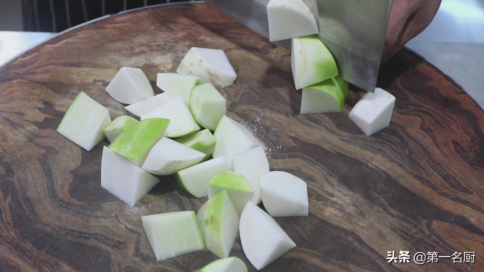 老鸭汤怎么做的好喝,老鸭汤怎样做好喝