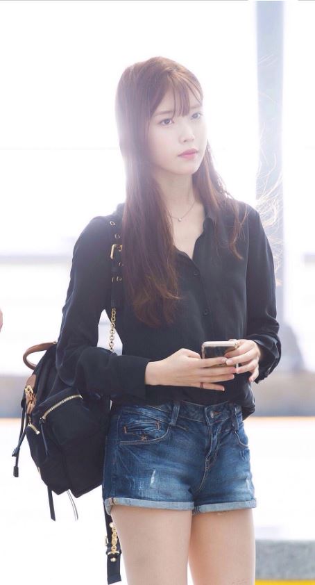 韩国李知恩iu牛仔裤,iu李知恩韩国跑男是哪一期