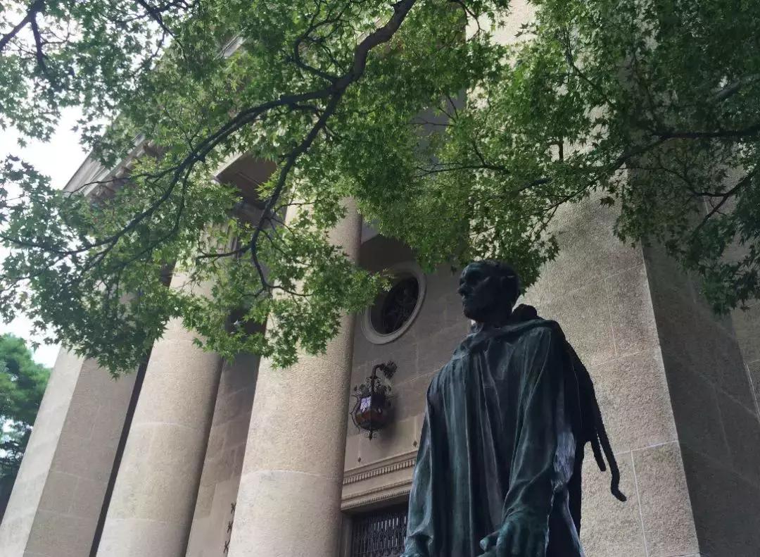 日本十大著名美术馆,日本国立新美术馆