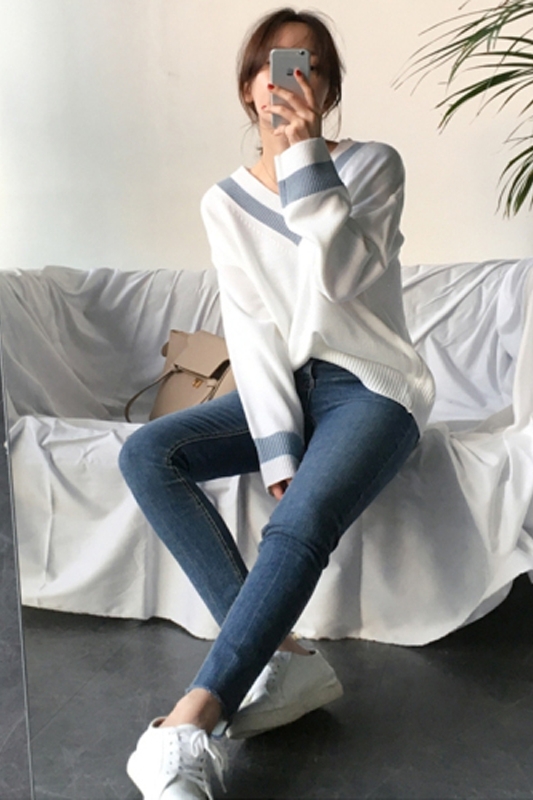 秋冬灰色慵懒毛衣搭配 (秋冬高级感开衫毛衣慵懒)