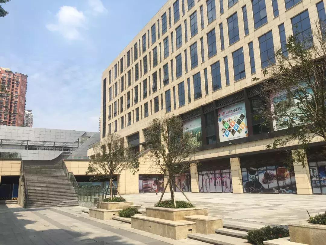 重庆来福士商业,来福士元旦人流量