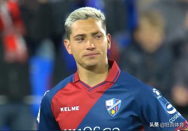 西甲积分榜瓦伦西亚,西甲最新积分榜巴萨追了上来