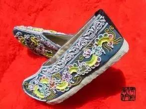 多年失传的绣花鞋,中国传统手工绣花鞋