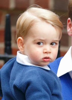 凯特夏洛特伊丽莎白对比图,凯特和女儿夏洛特