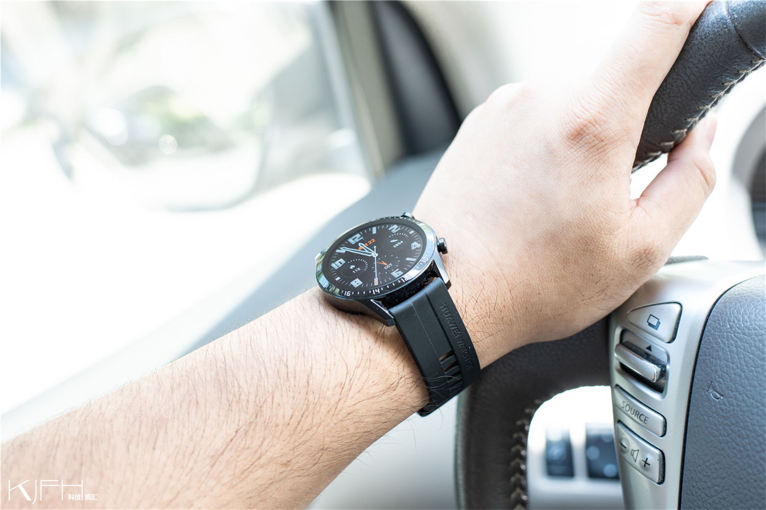 鍗庝负watchgtrunner鍜岄珮椹皃ace2,鍗庝负鎵嬭〃watchgt2pro瀵规瘮watch3