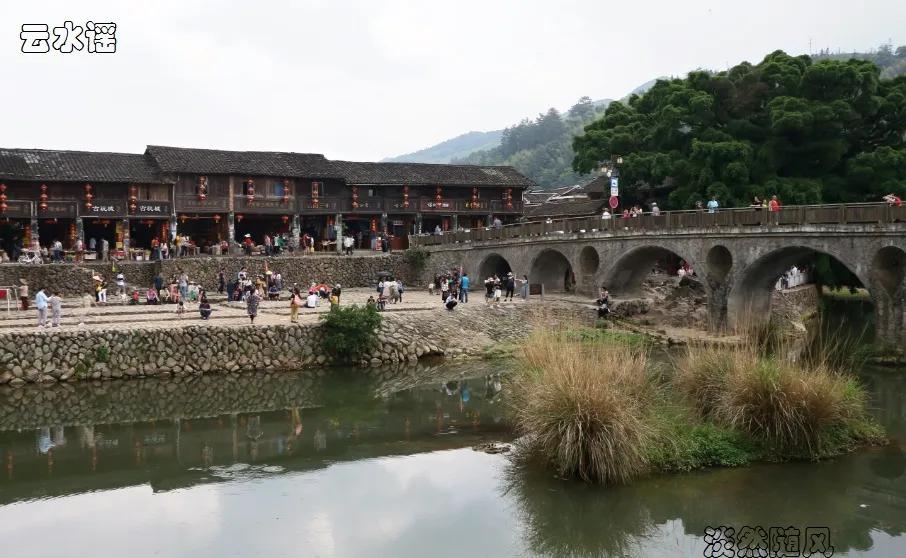 寻梦云水谣，探访福建南靖土楼，漫步厦门大学