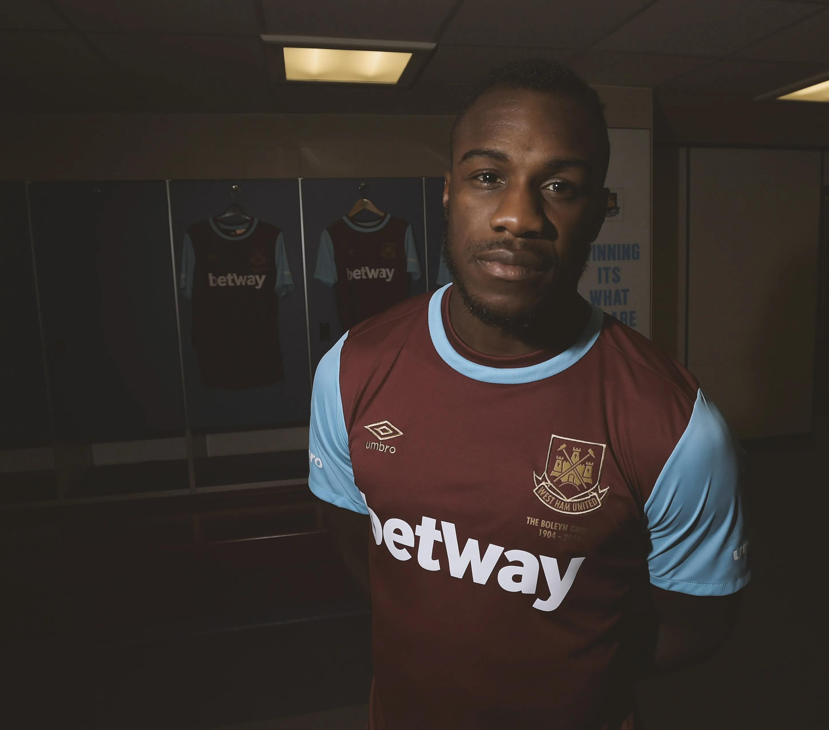 悄然改变！英超8月最佳球员为牙买加出战，曾入选英格兰国家队