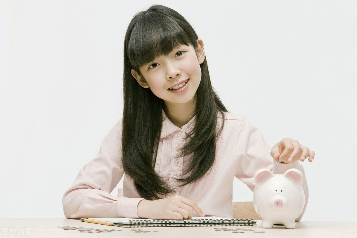 小小年纪的女儿忽然说，她是同性恋，我该怎么办？