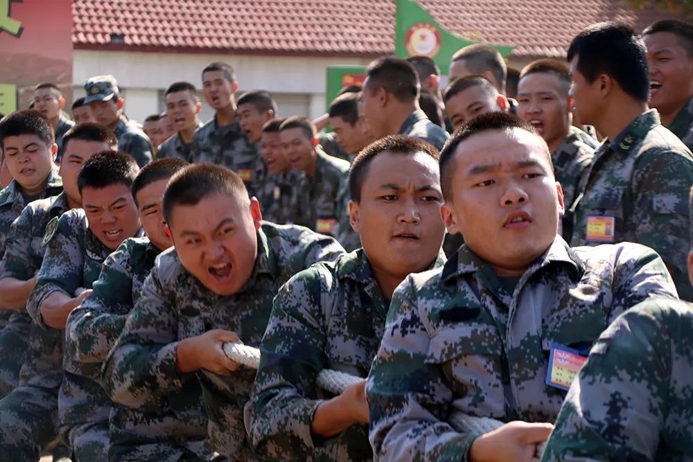 入伍一个月，新战友们对26个英文字母有了全新的认识！