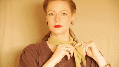 春天方丝巾怎么系好看,丝巾这样系简单时尚又清爽