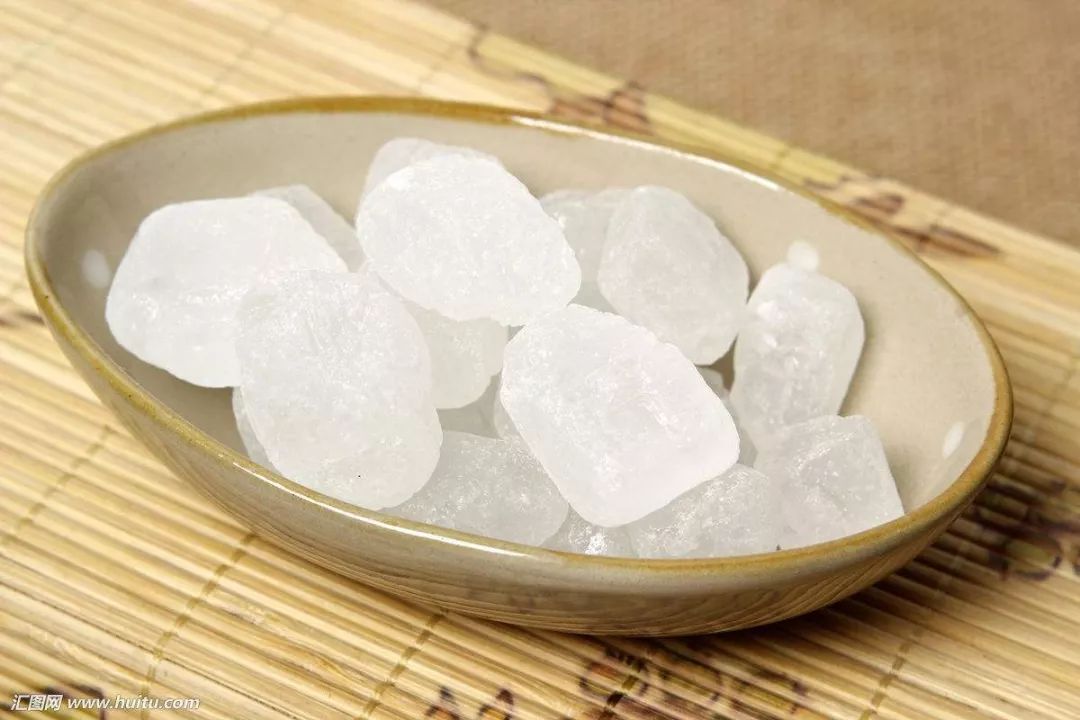 治咳嗽的小偏方,天凉干咳嗽吃什么药