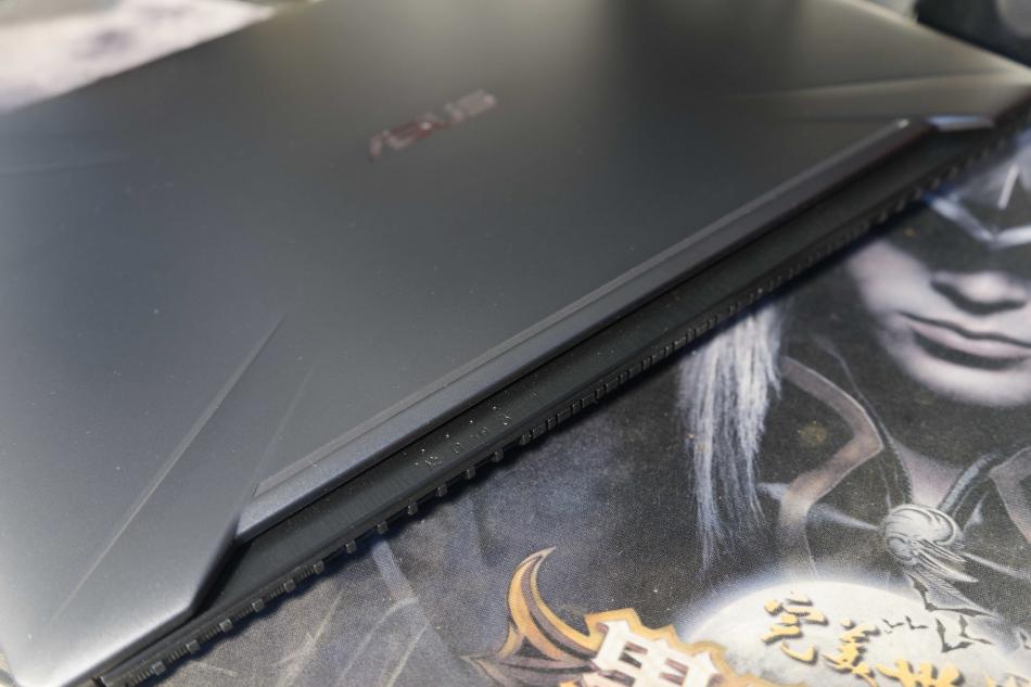 万元笔记本电脑评测,万元笔记本高质感