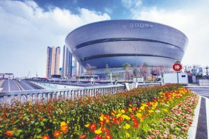 2018成都国际马拉松路线,2018成都国际马拉松冲刺视频