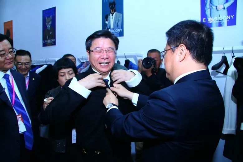 智能时尚美好生活｜第二十二届宁波国际服装节开启时尚新征程