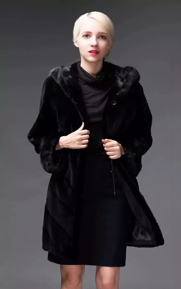 华斯裘皮城十周年,华斯皮草国庆新款