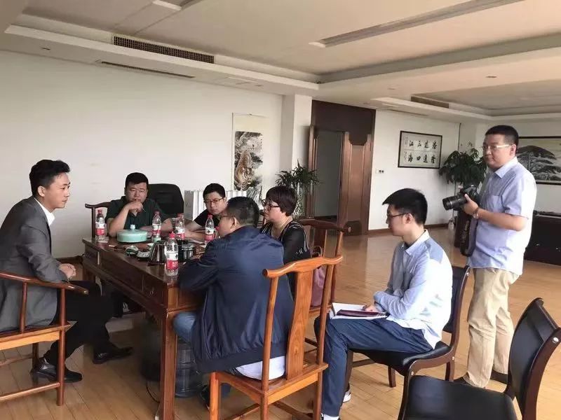 草根出身的创业家故事,白手起家一个草根的十年创业传奇