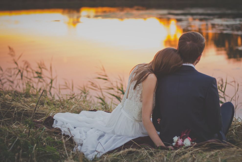 白天是夫妻晚上是邻居抖音,白天是夫妻晚上是邻居经典顺口溜