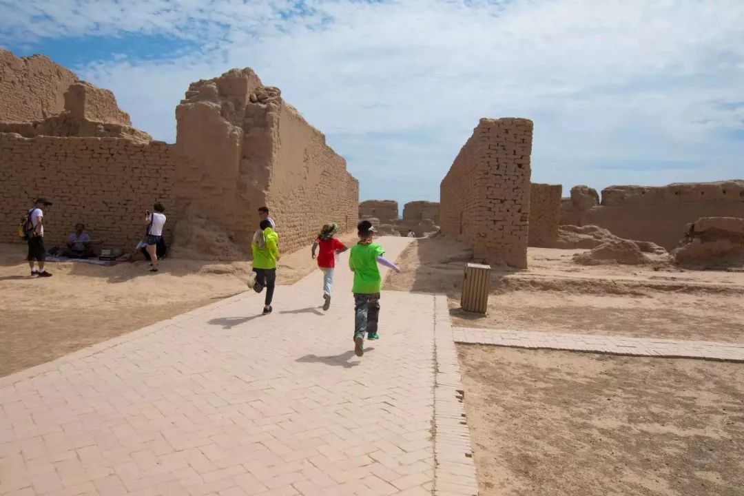 让我们找到你!博雅小学堂寻找城市合伙人