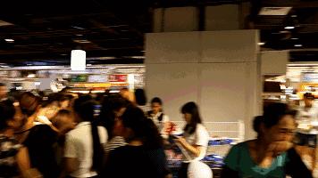 火爆之后骤冷!开始拓展潮牌、书店、童乐、餐饮的中大门,真能扮演好经开商业扛把子?