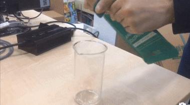 什么单品好用又白又嫩,春季女生必买的基础款单品