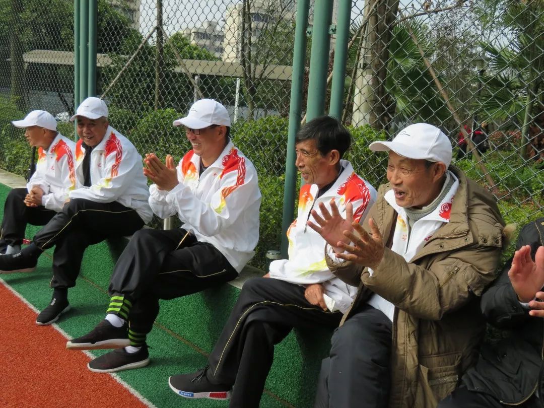 没看错，这场比赛选手平均年龄超70！