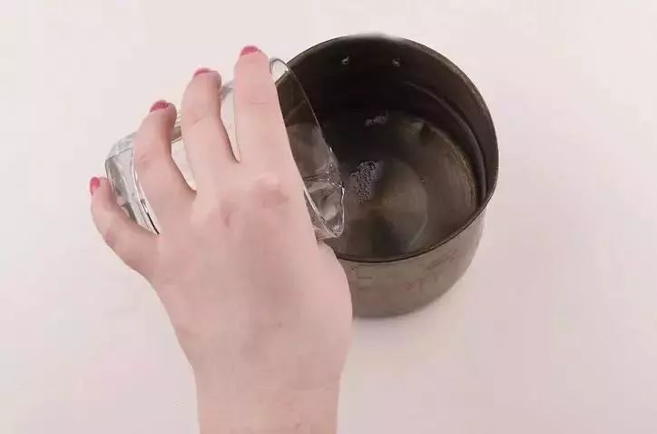 这几种过期药片别扔掉放到花盆里,用过期的药片能种花吗