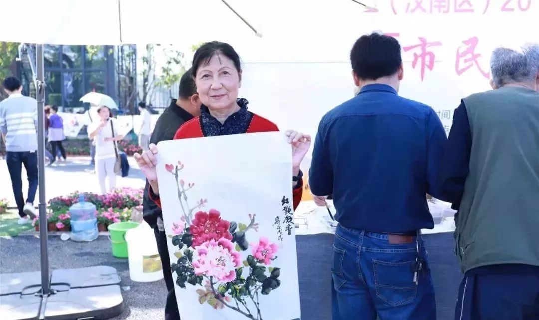 体育中心看展菊,在体育中心玩乐的一天