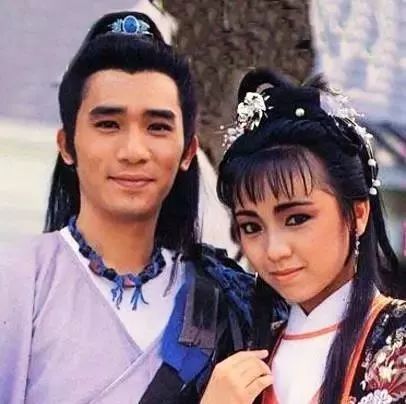 金庸武侠小说中最霸气的十首诗,金庸武侠最有名的诗词