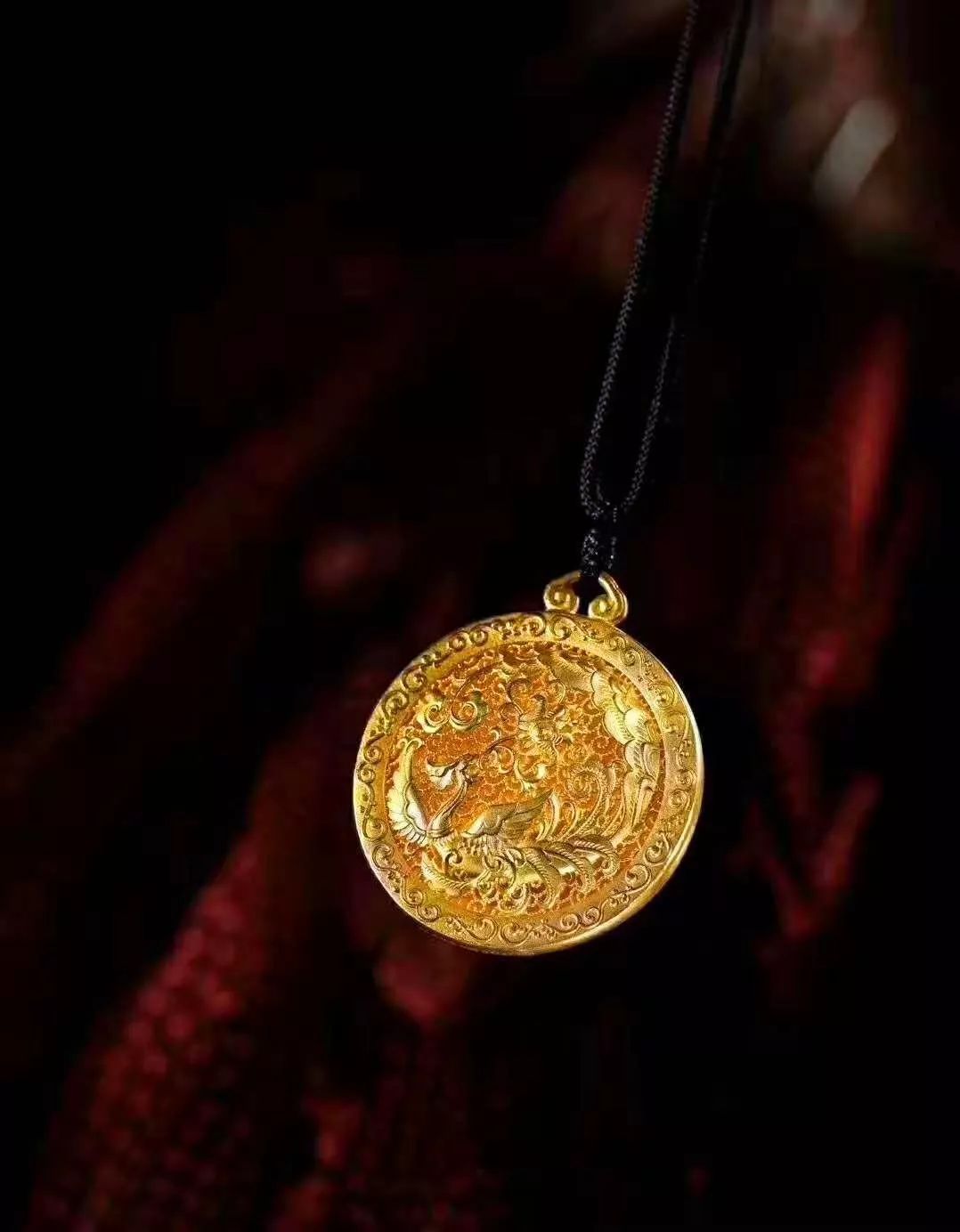 会小学数学，就能花一件的钱买走两件｜比到处“求点ZAN”靠谱