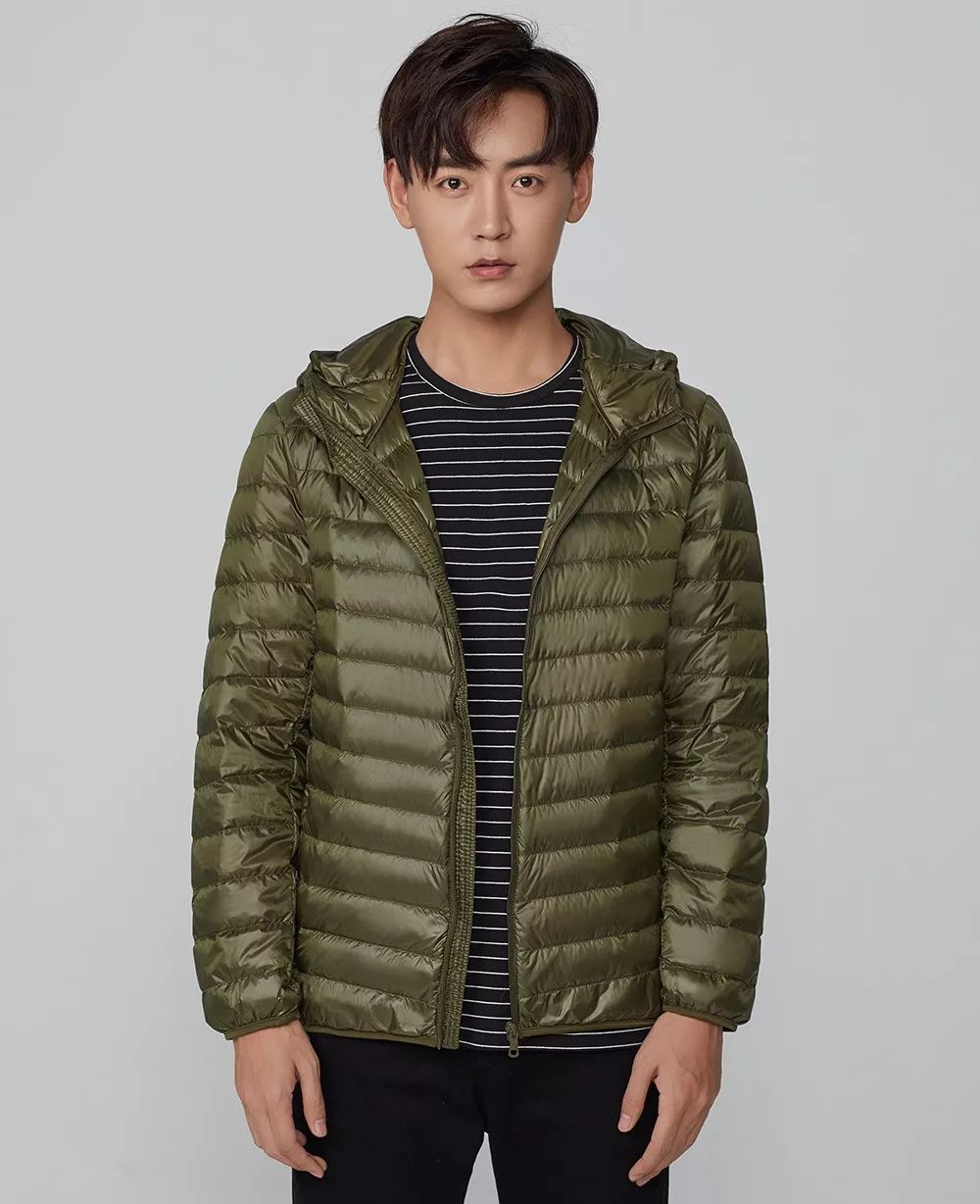 1件羽绒服有多重,一件羽绒服3.2斤重