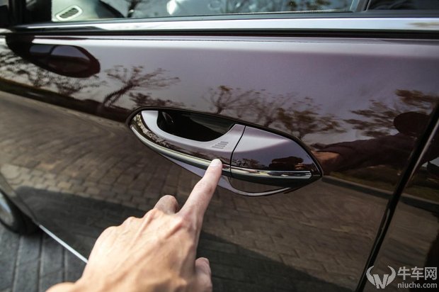 试驾全新福特福睿斯,福睿斯性价比