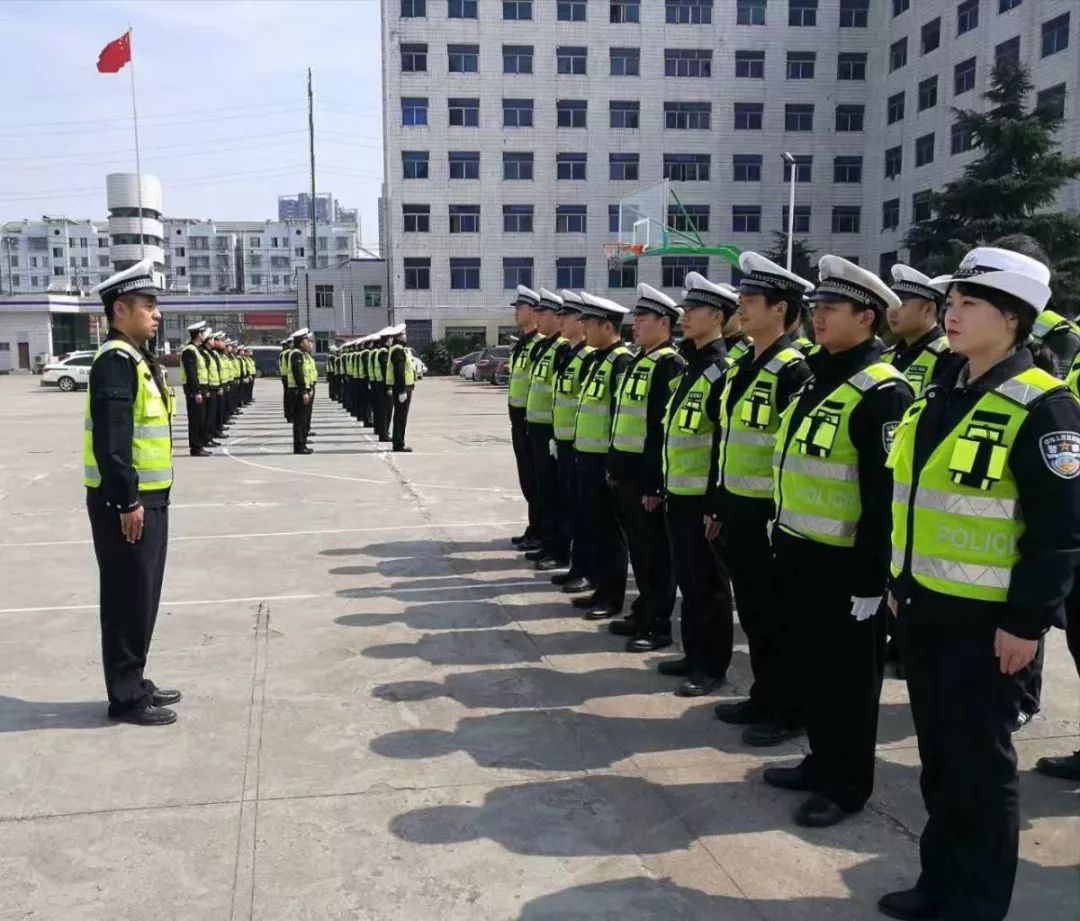 厉害了word哥图片,厉害了word兵哥哥