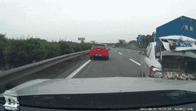 开车鬼探头怎么处理,开车什么叫鬼探头