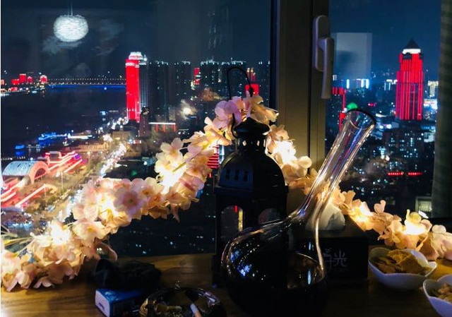 武汉火了！必须曝光这几家“隐藏门”，贩卖机？书店？我竟然统统没想到！