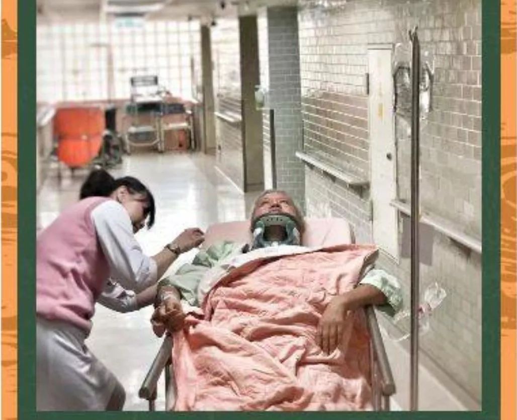 每天玩手机超过4个小时,每天玩手机十几小时三年了