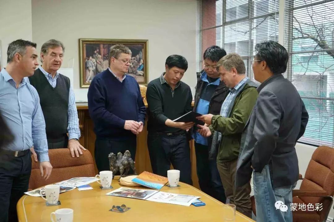 骆驼研究专家吉日木图