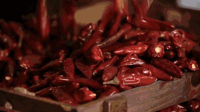 研究表明吃辣椒防癌,研究显示常吃辣椒能降低死亡风险