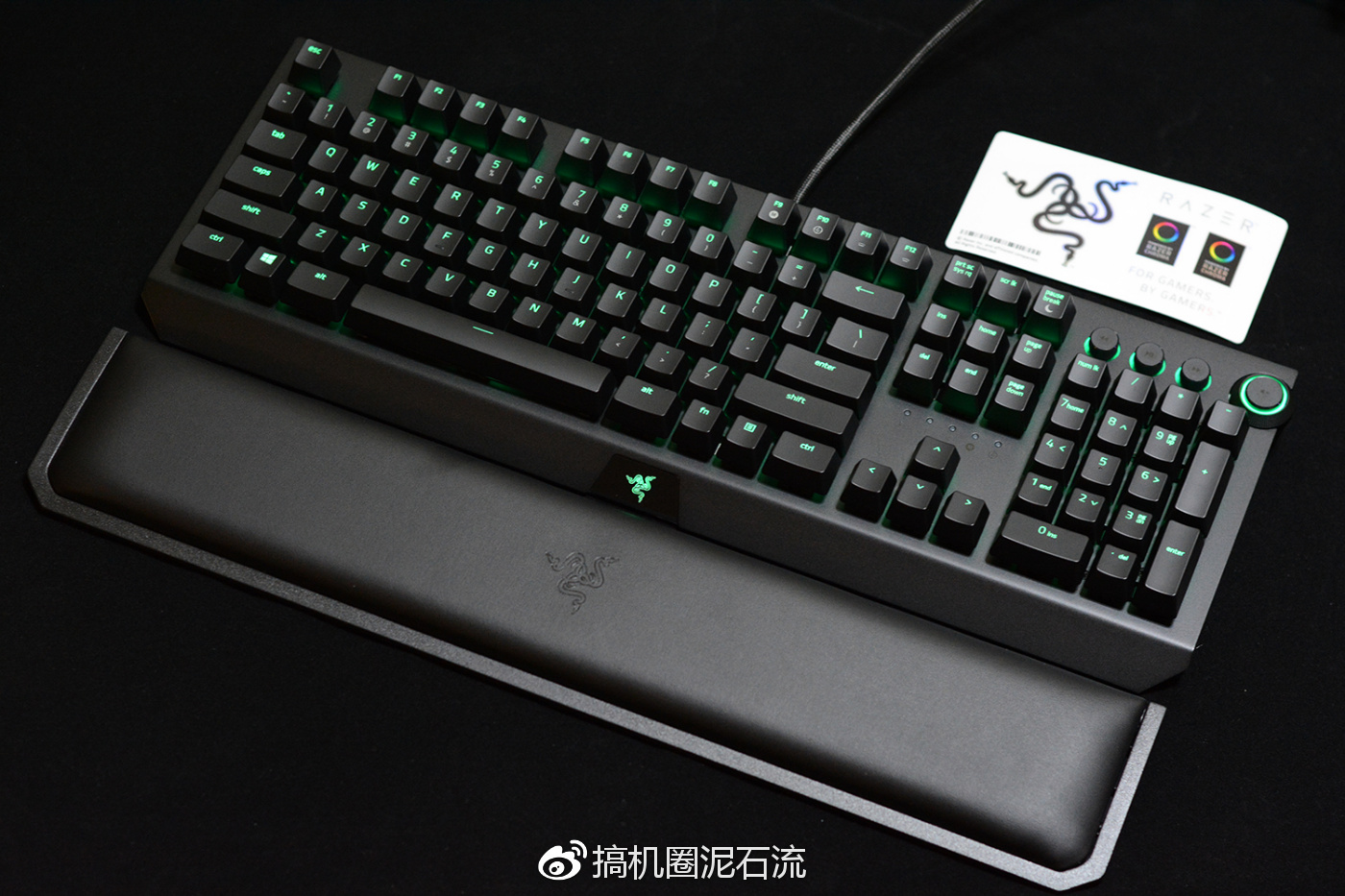 黑寡妇蜘蛛v2橙轴,黑寡妇蜘蛛x竞技版87键是单光吗