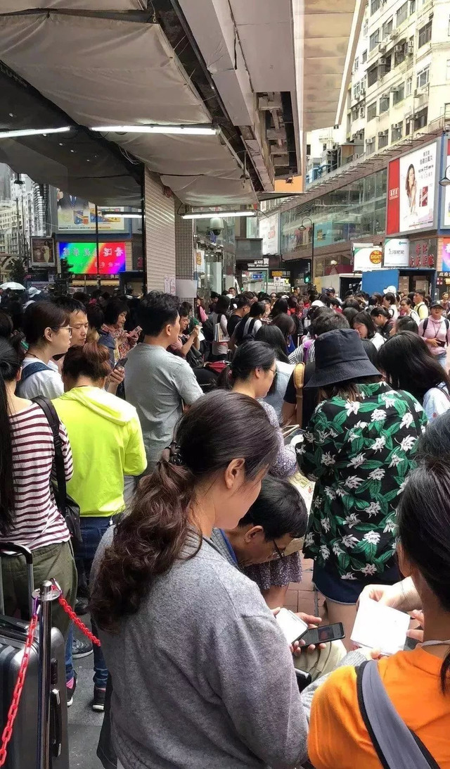 香港崇光百货雅诗兰黛国庆活动,香港崇光百货2023店庆