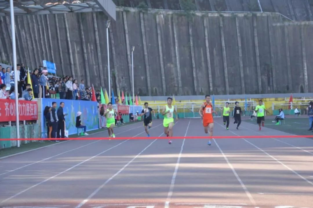 暖冬律动｜青春无畏，逐梦扬威，最拼的攀大ers