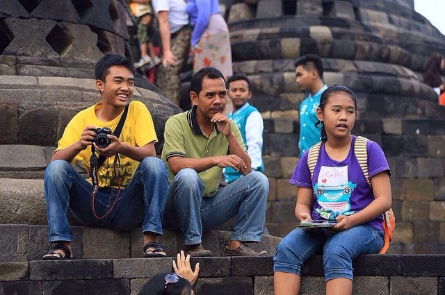 婆罗佛屠，火山灰下的佛教奇观