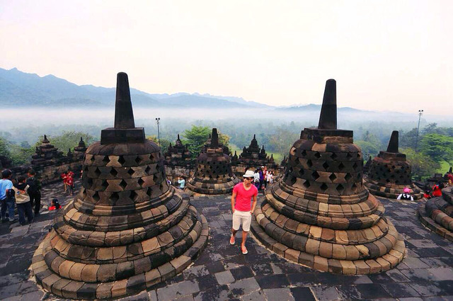 浜氭床浣涙暀濂囪,琚伀灞辩伆鎺╃洊杩戝崈骞寸殑浣涙暀閬楀潃