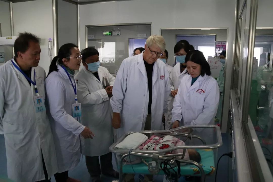 新生儿科专家24小时在线免费咨询,儿科专家在线知识讲座