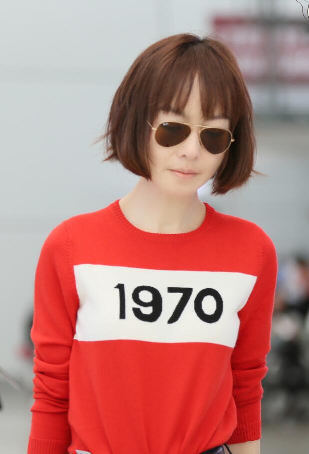 鲁豫脖子上青筋鼓起图片,鲁豫腰太瘦照片