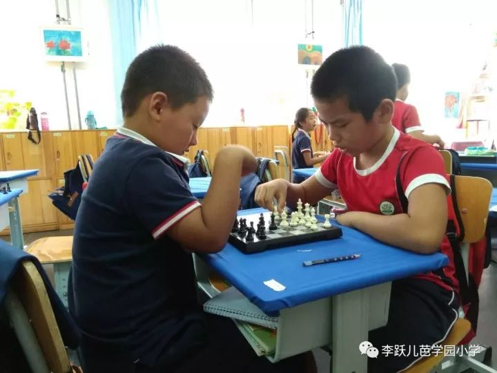 李跃儿芭学园招生简章,李跃儿芭学园小学收费